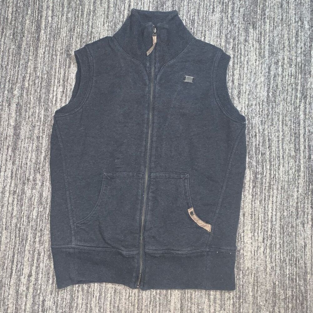 Nike Women’s Size Large Full Zip Front Vest Black Sherpa Fleece Lined Pockets